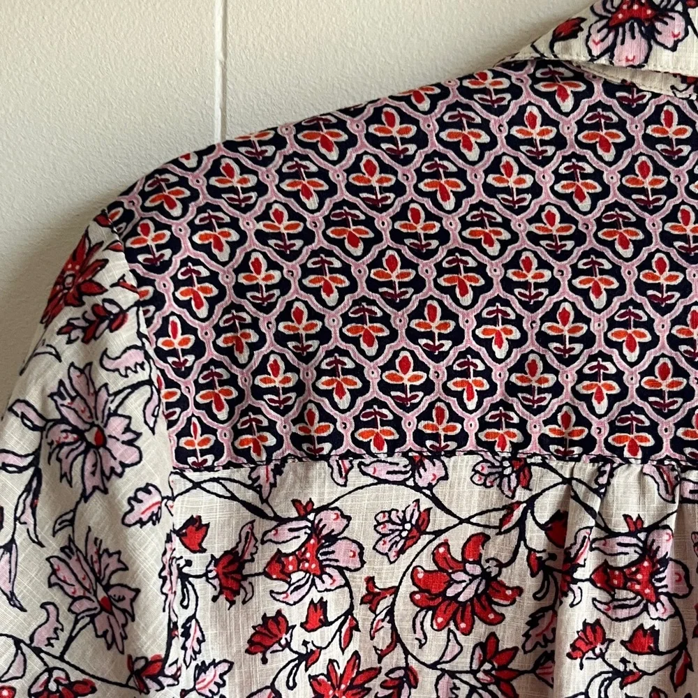 J. Jill Red and White Floral Button Down Shirt Sz Med Coastal Grandma Beach - Picture 12 of 12